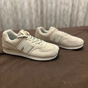 New Balance Classic 574 cream color men’s size 11